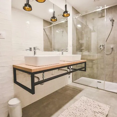 M&m Apartment