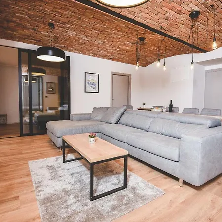 M&m Apartment